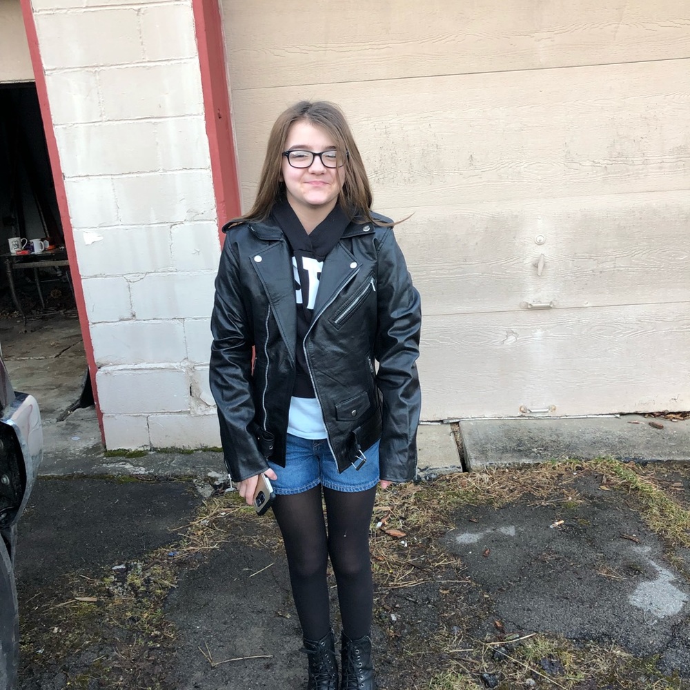 River dale leather coat. Real leather, not fake! - Picture 2 of 8
